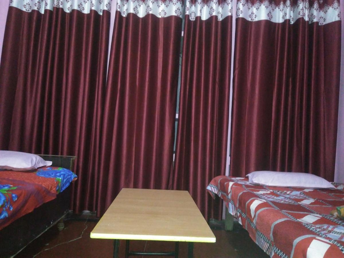K.S.N. Varanasi Paying Guest House Exterior photo